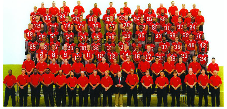 2004 Season 29 Tampa Buccaneers Team Picture